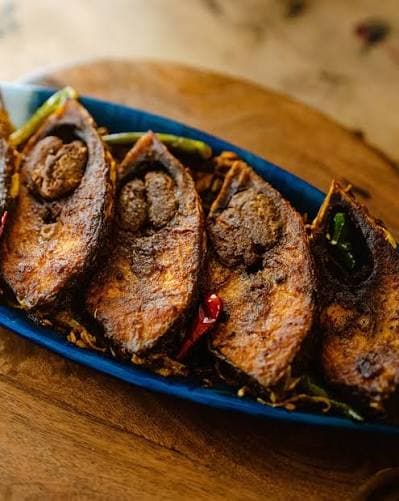 Ilish Bhaja (Fried Hilsa)